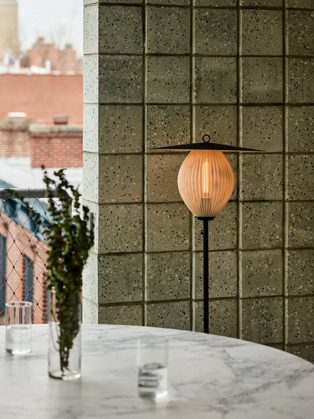 GUBI Satellite Ourdoor -valaisin