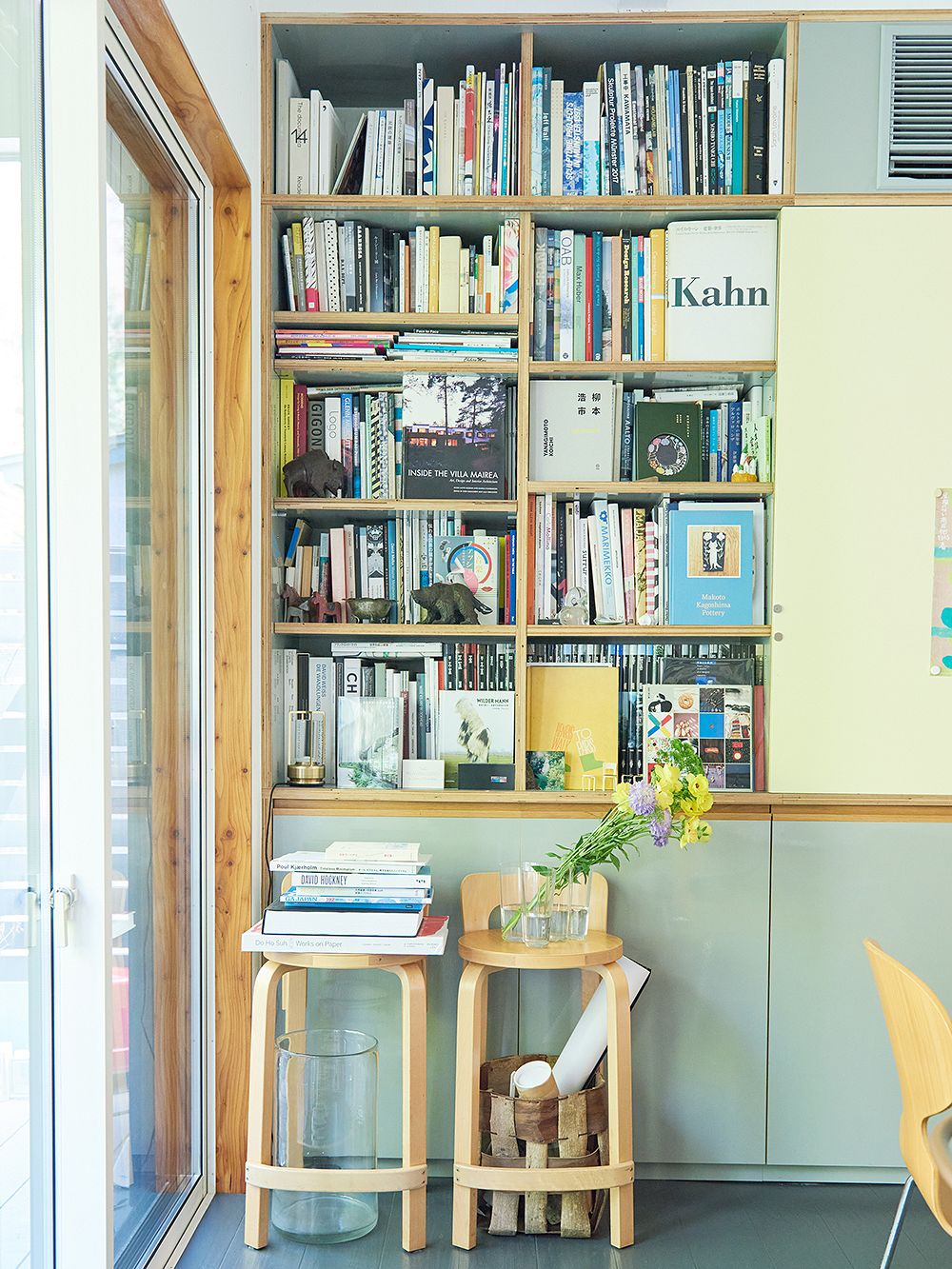 Bookshef in a house in Tokyo