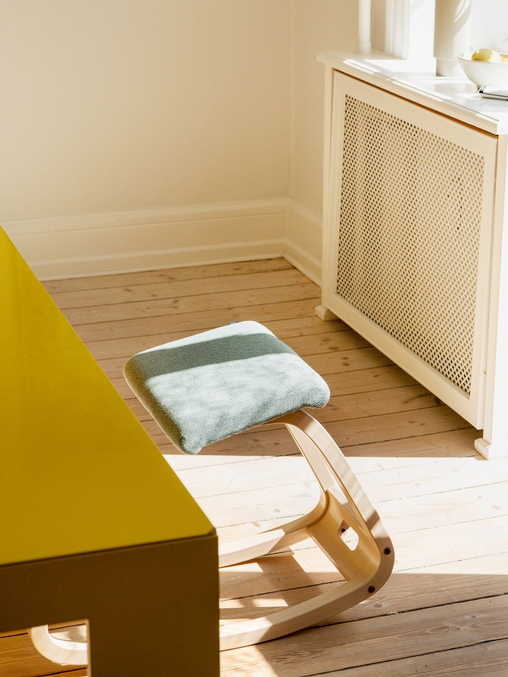 The Variable kneeling chair