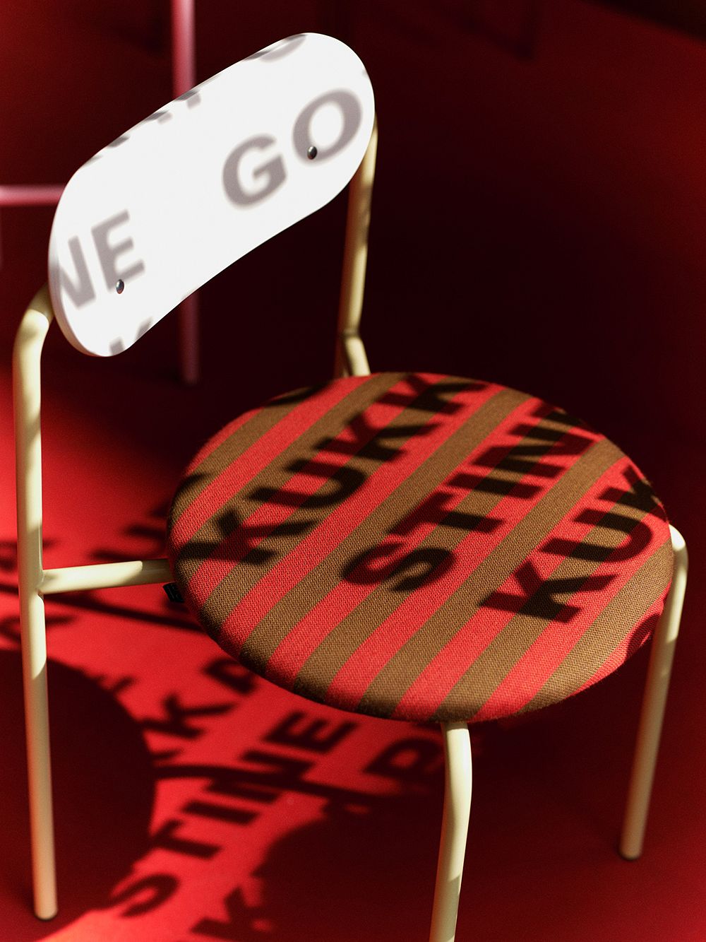 Moderno chair