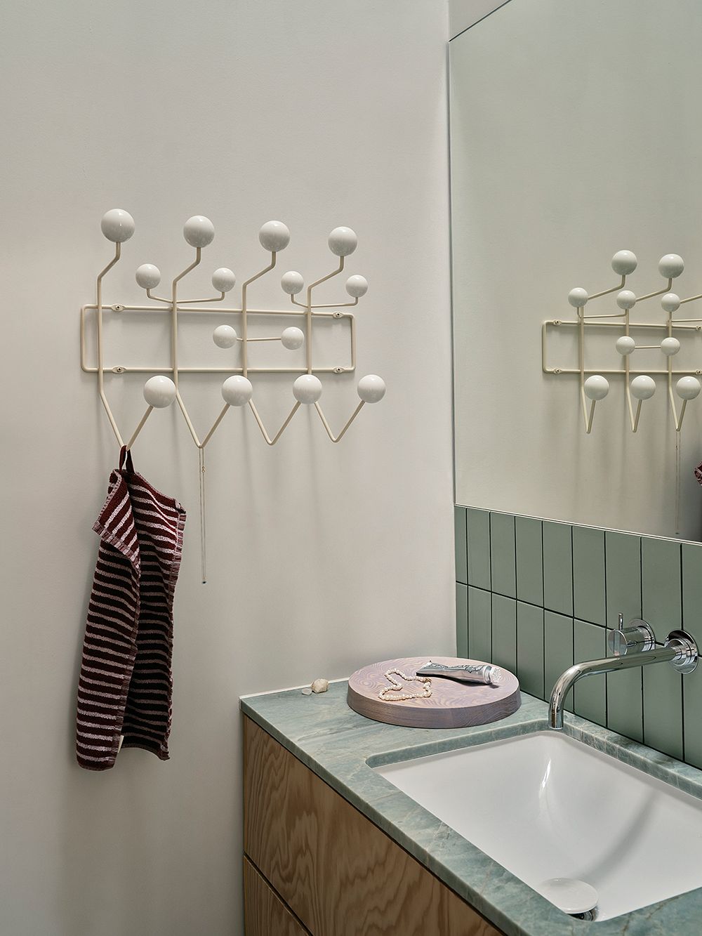 Vitra Hang it all -naulakko